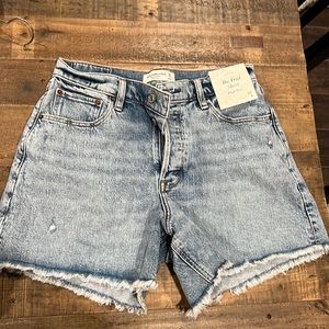 Abercrombie The Dad Short, High Rise- Curve Love